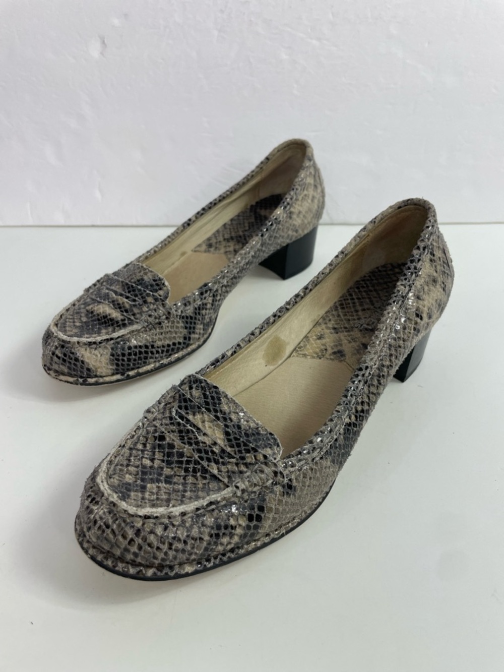 MICHAEL‎ Michael Kors Snake-Print Low Block Heel Loafers in Gray and Black - Picture 4 of 14